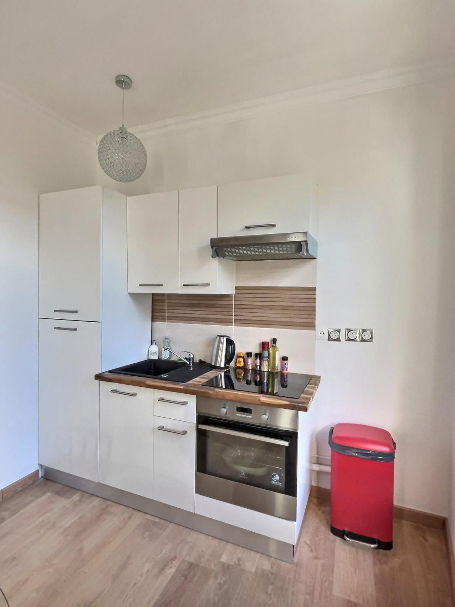 Appartement De Charme Avec Balcon Au Pied Des Commerces Beziers Ngoại thất bức ảnh