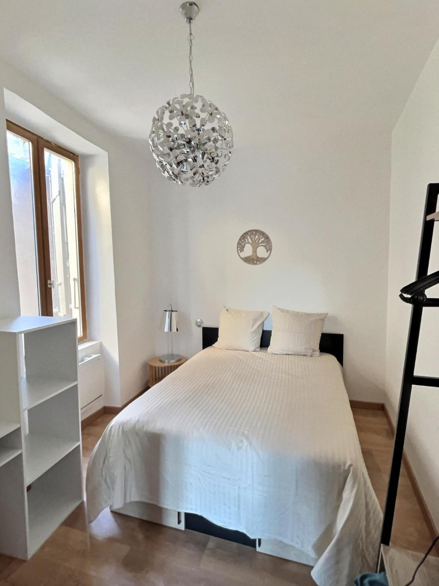 Appartement De Charme Avec Balcon Au Pied Des Commerces Beziers Ngoại thất bức ảnh