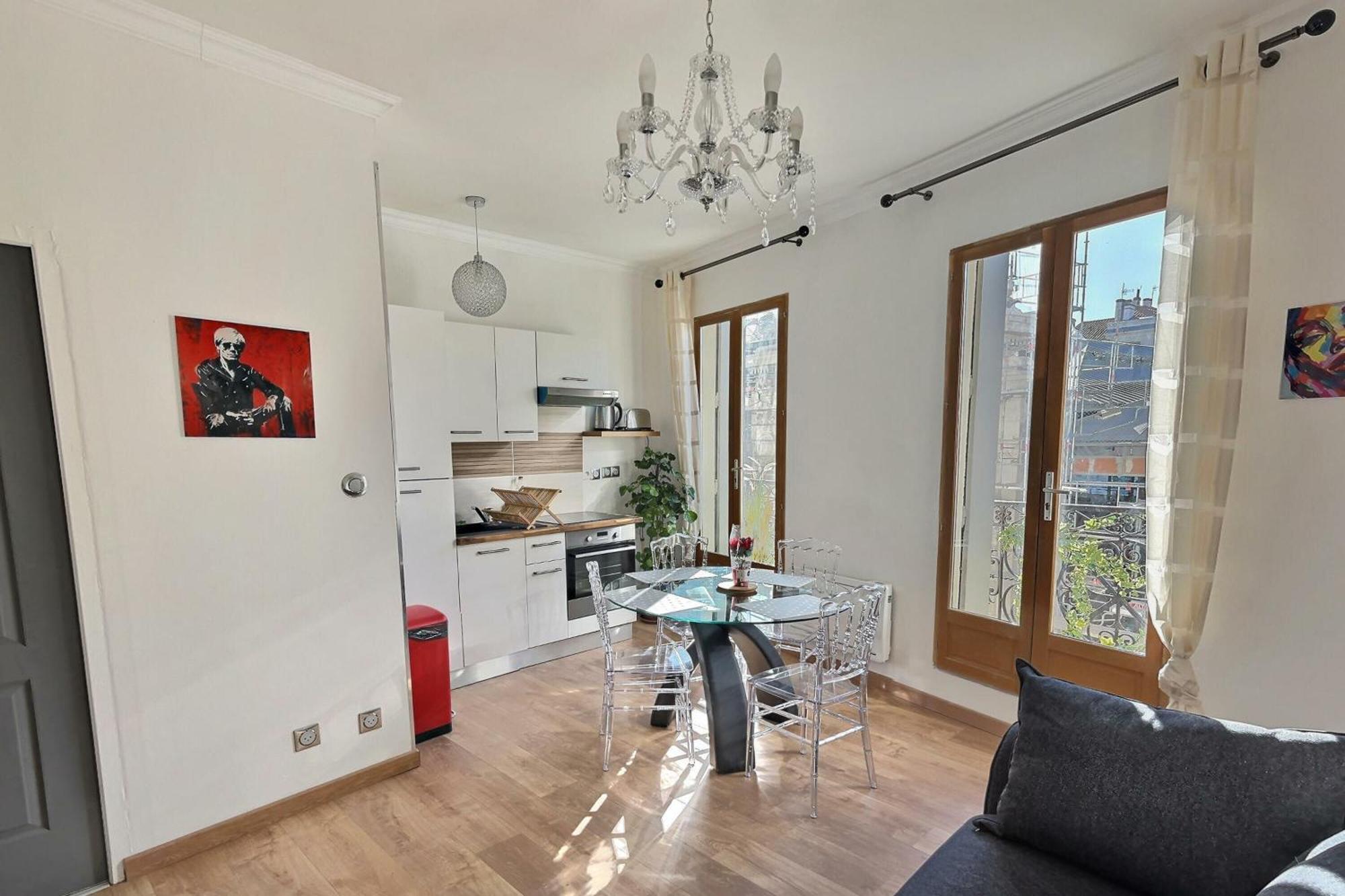 Appartement De Charme Avec Balcon Au Pied Des Commerces Beziers Ngoại thất bức ảnh