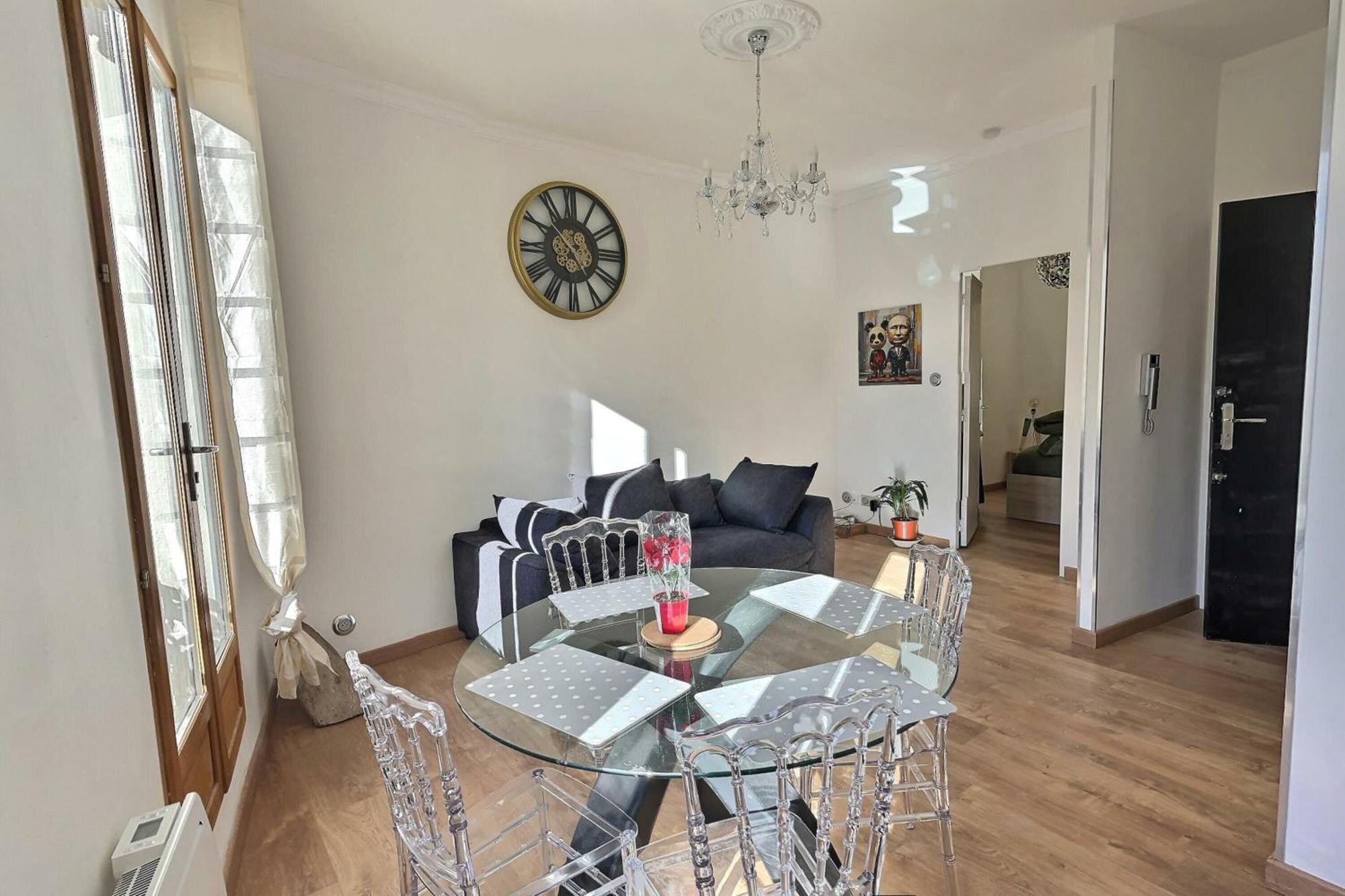 Appartement De Charme Avec Balcon Au Pied Des Commerces Beziers Ngoại thất bức ảnh